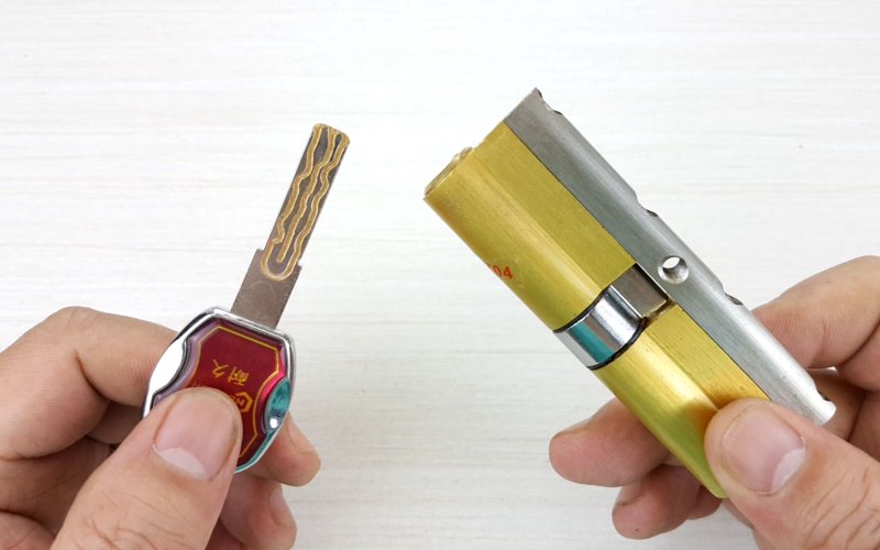 紧急时刻的守护者——开锁电话的行业动态